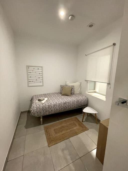 Апартаменты 2Br In The Zoko Contemporary And Convenient Гибралтар Экстерьер фото